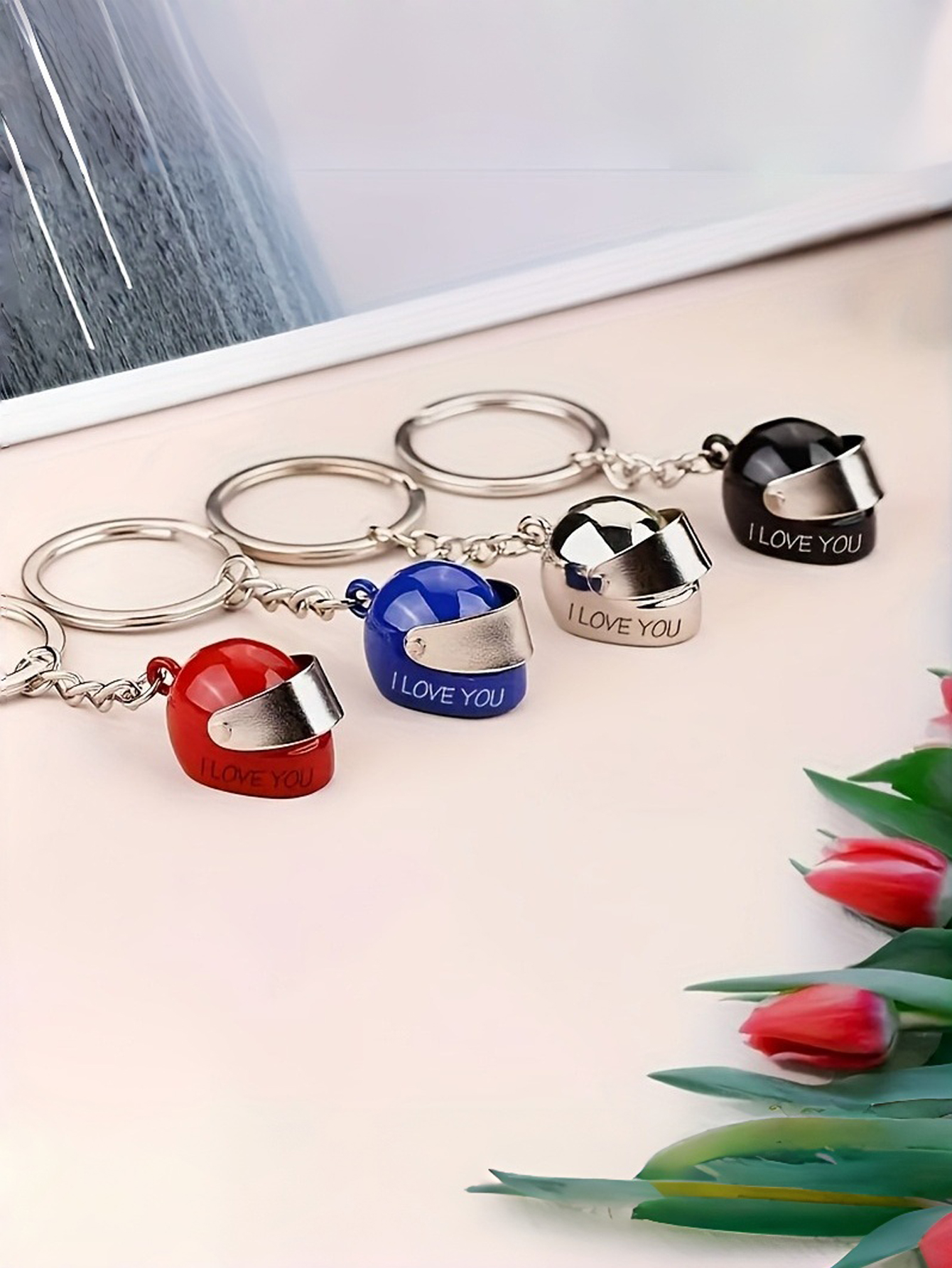 Custom stainless steel keychain, silver-red-black helmet design for men's backpacks, with engraving available for English letters or names